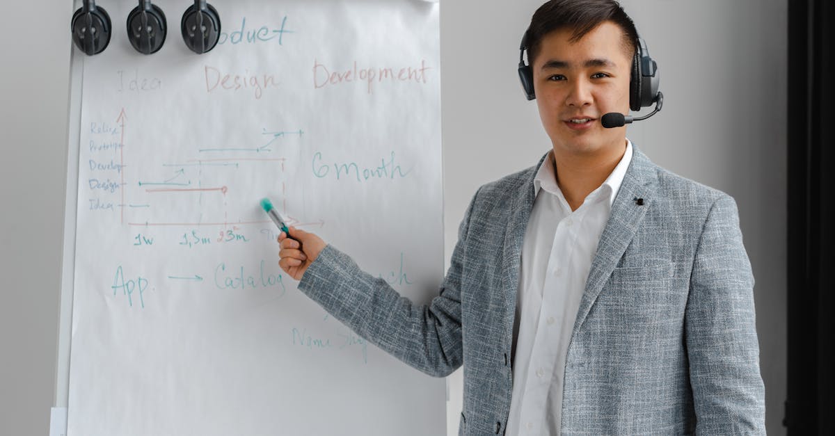 秦时明月世界：济南注册代理地址