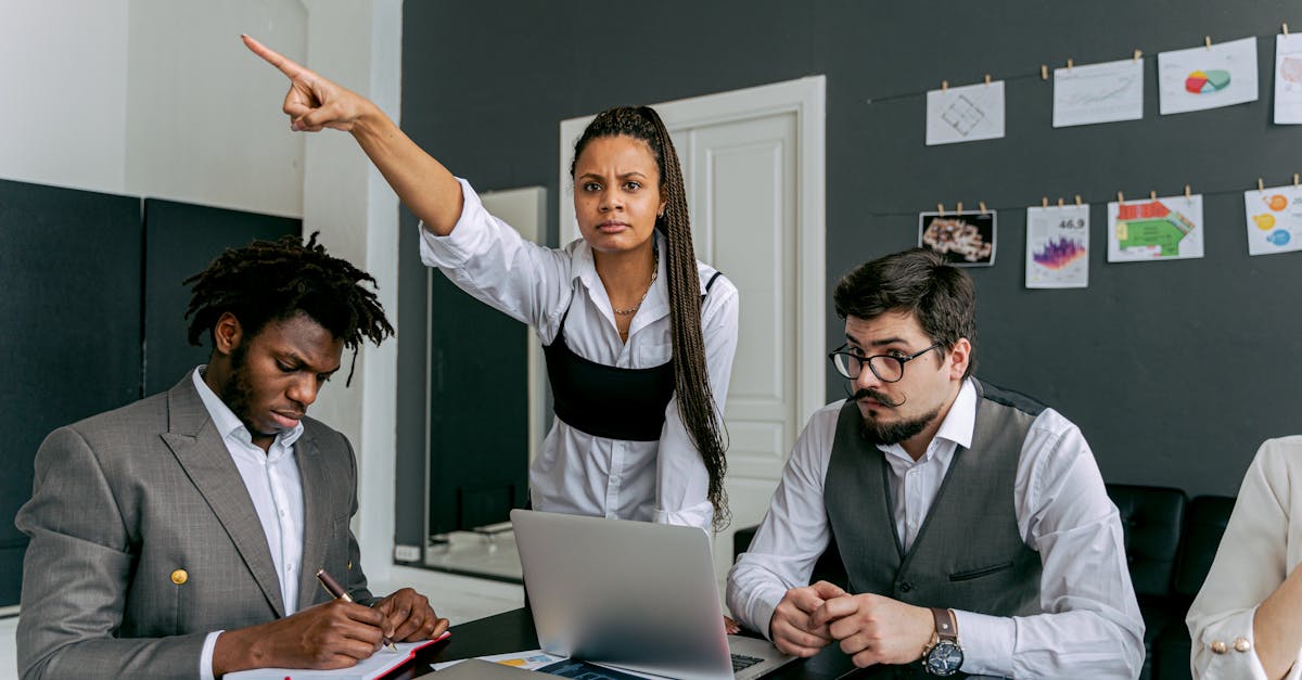 简信实名账号：流量卡在境外旅行中的应用技巧 