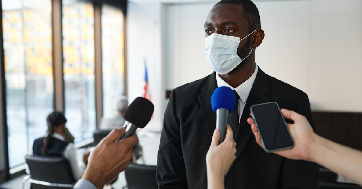 ORIS豪利时米兰:mhk宝典app详情下载教程