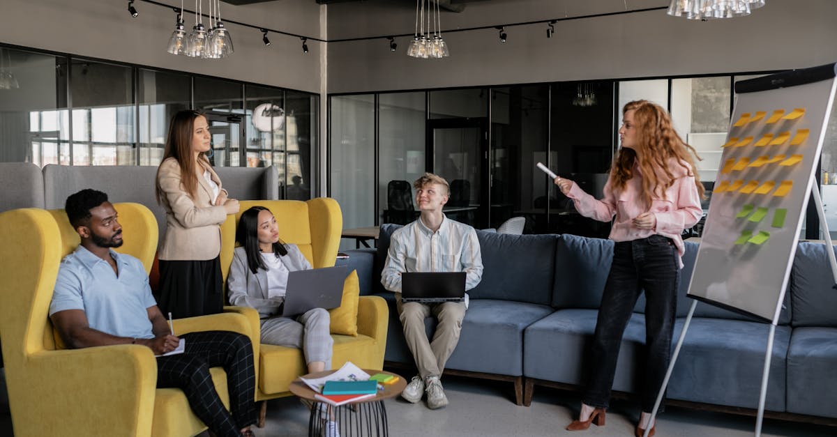 港免税白金万宝路：金乡企业注册代理